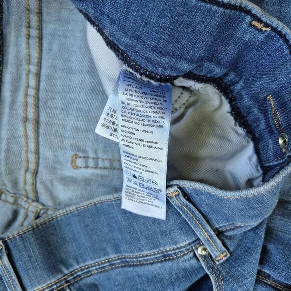 Levi Strauss Co. Women's Shaping Perfect Pull On Skinny Jeans - 14 - Picture 3 of 5